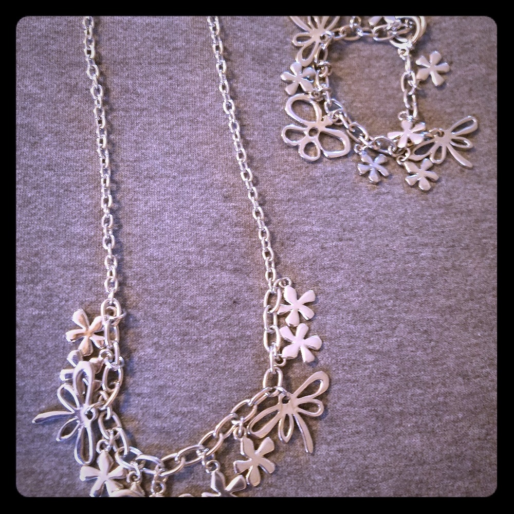Dragonfly Silver Necklace & Bracelet Set